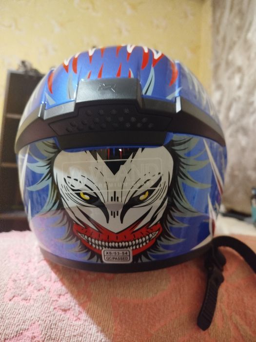Мото шлем новый.