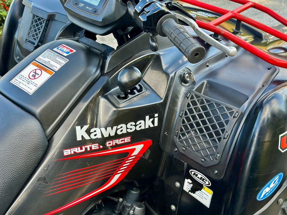 Квадроцикл Kawasaki BRUTE FORCE 750 / 4x4i /