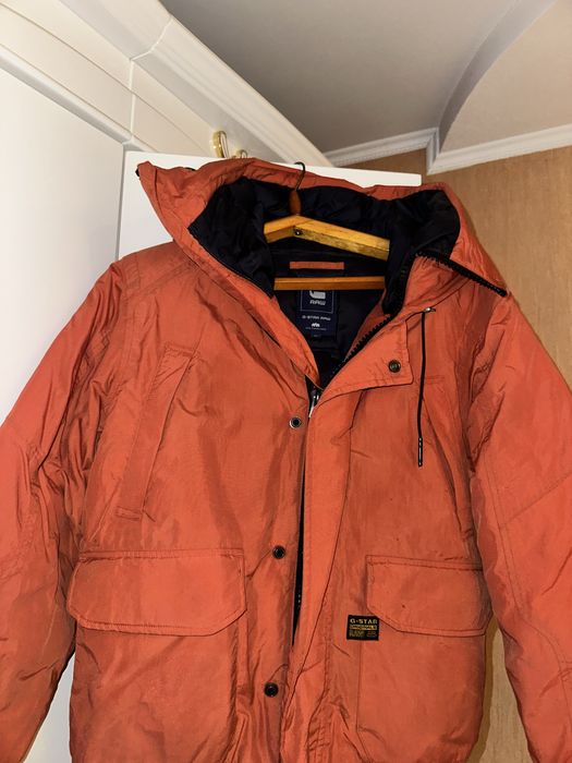 Продам зимнюю куртку