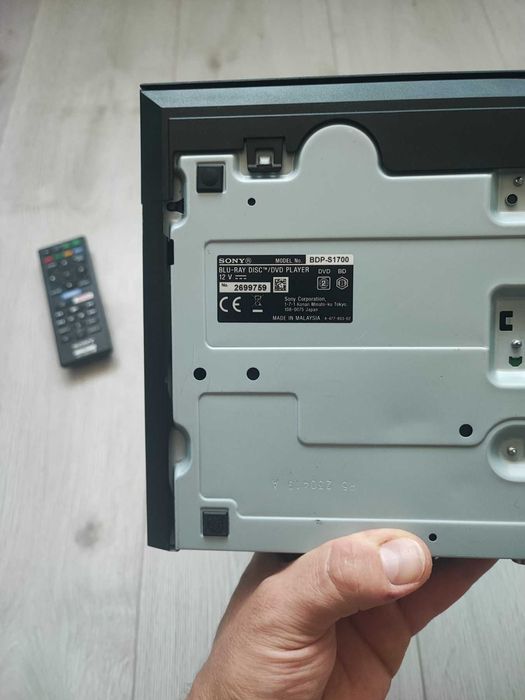 Продам Blu-ray плеер Sony BDP-S1700