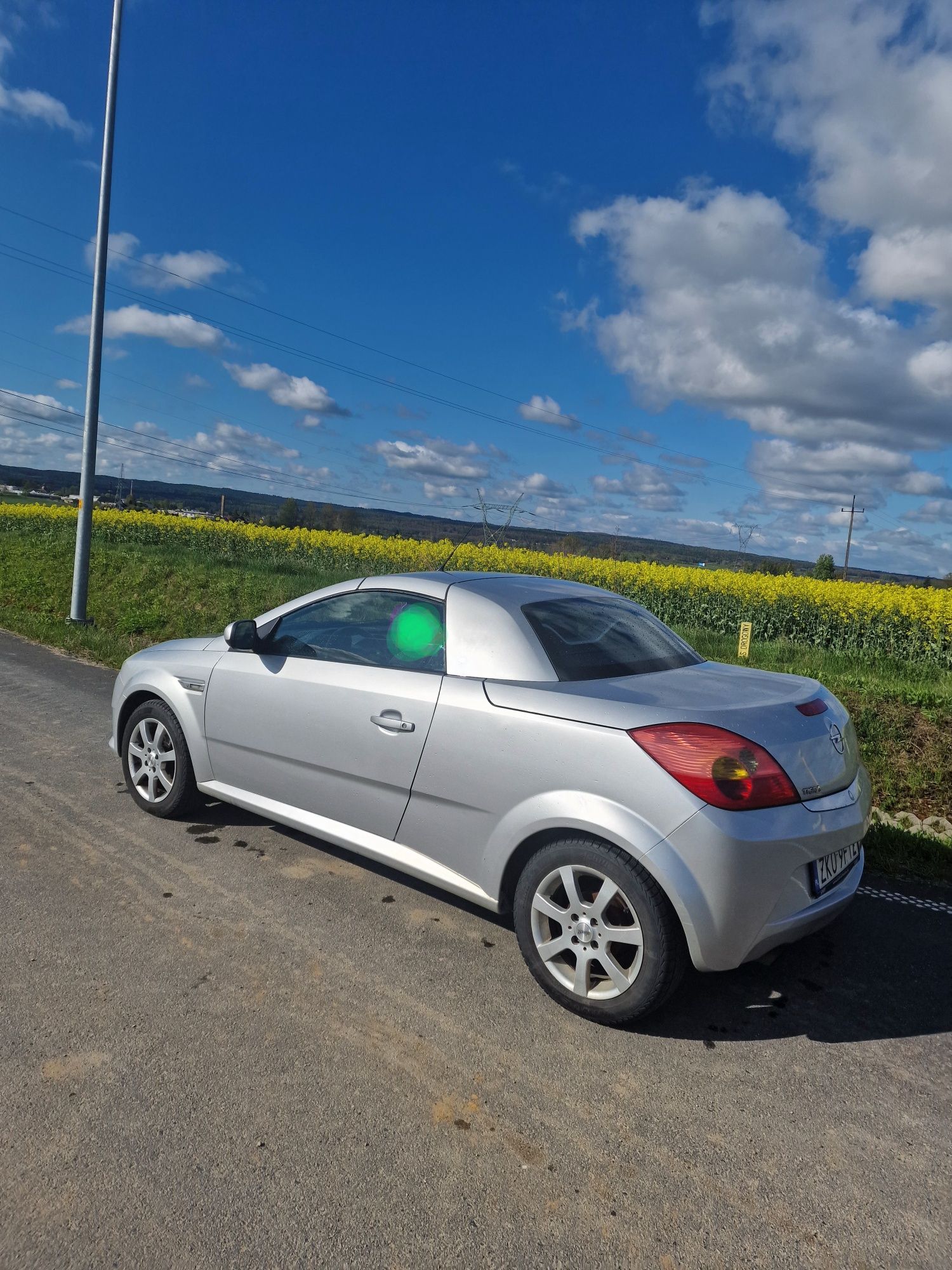 Opel Tigra  cabrio 2