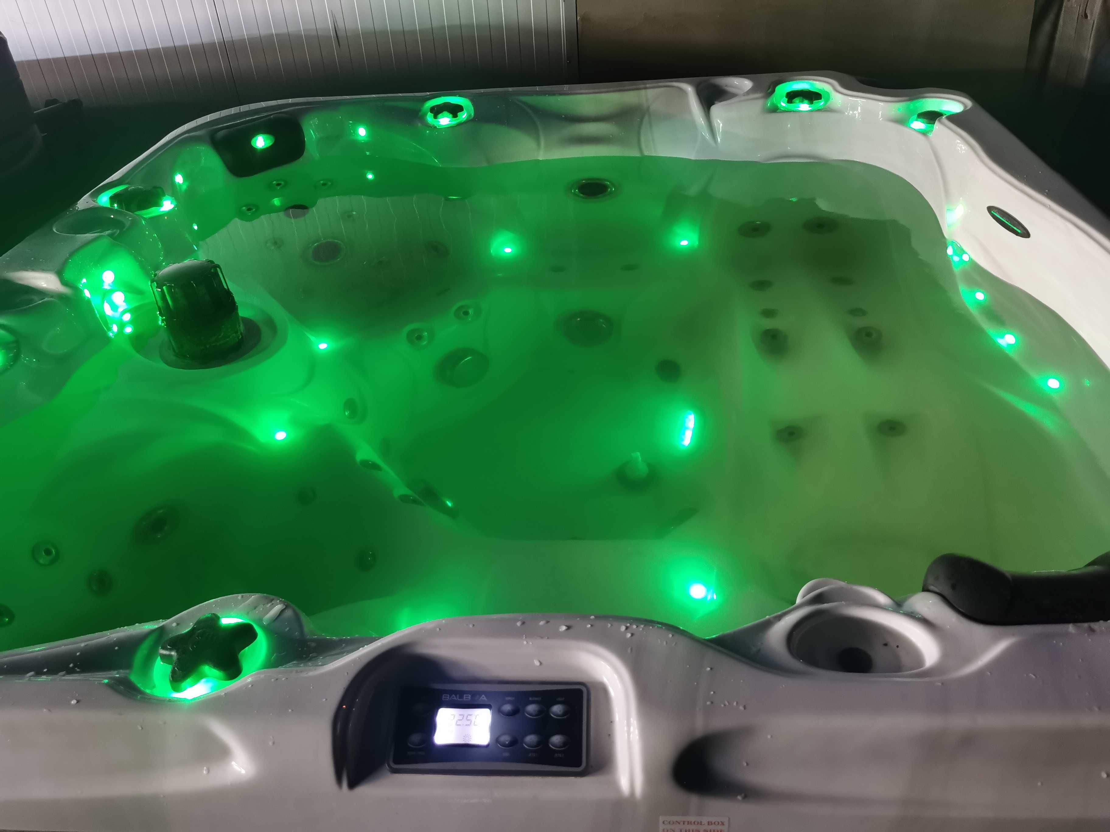 Jacuzzi Sundance Marin Balboa Geco Hotspring na bajerze Nowe i Używane