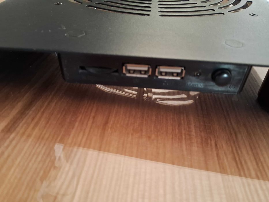 Охолоджуюча алюмінієва  підставка для ноутбука  Trust GXT 277