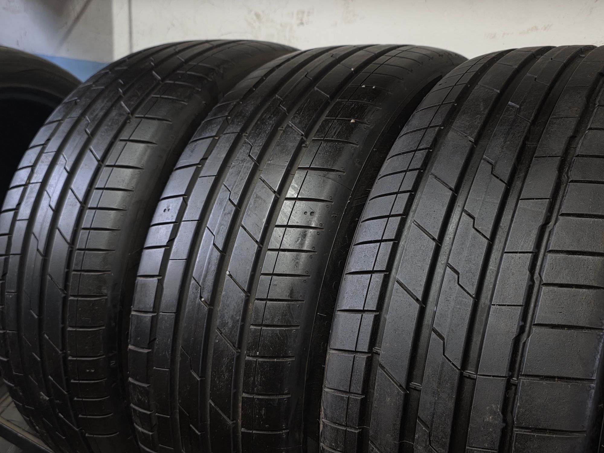 Opony letnie DEMO Hankook ventus S1 evo3 K127 225/45 R19 96W