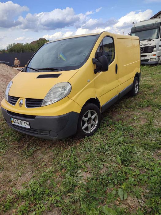 Продам рено трафік