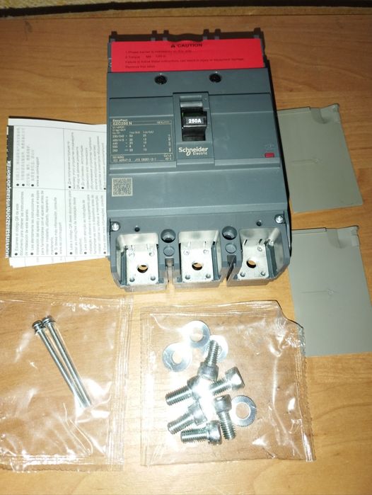 Автоматичний вимикач, 250A, Schneider Electric EZC250N3250