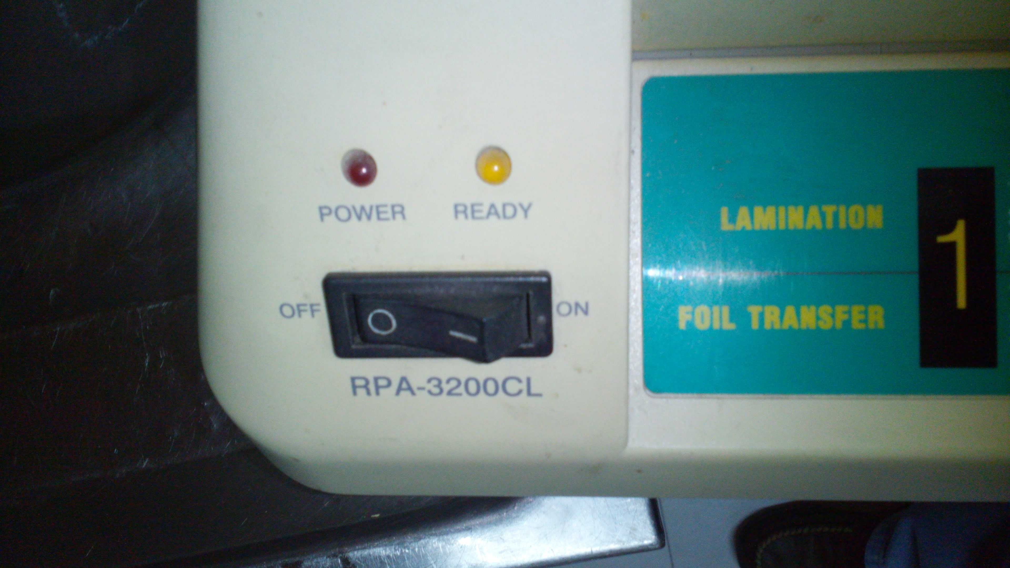 Plastificadora Royal Sovereign A3 RPA-3200CL