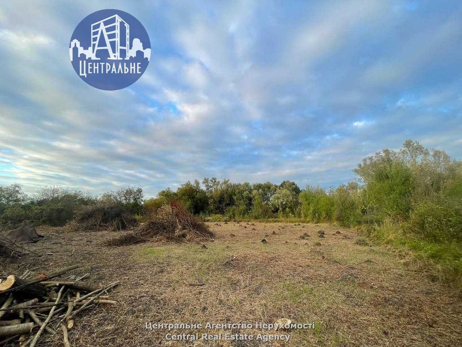 Продаж земельної ділянки