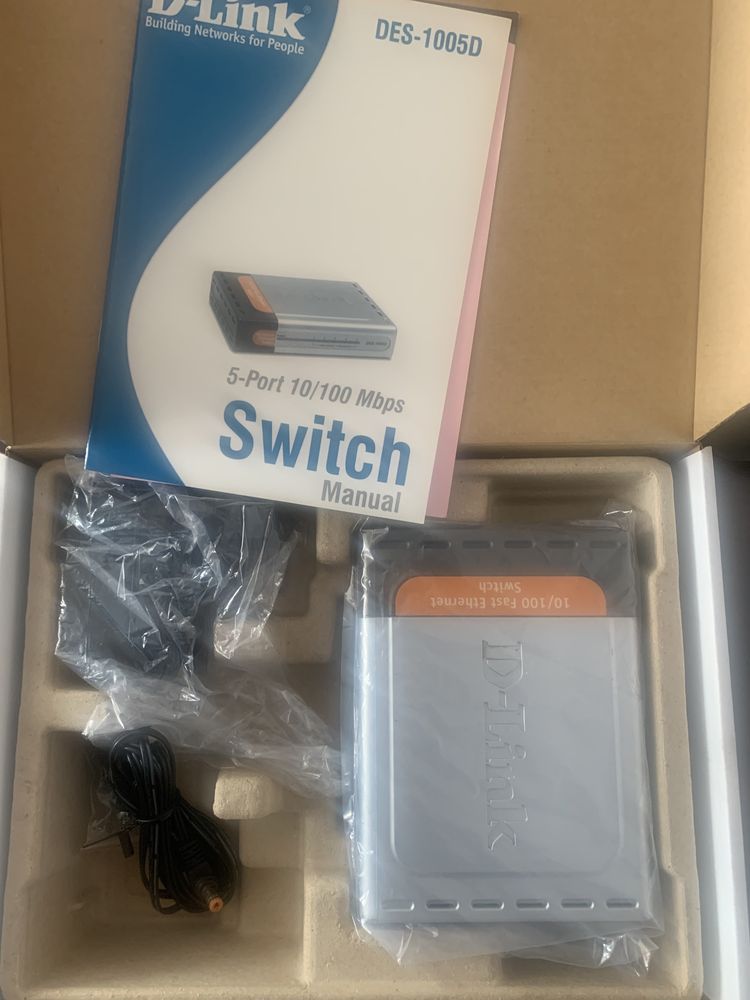 Комутатор ( Switch D-link Des 1005D )