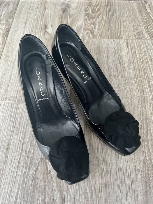 Czarne buty na obcasie rozm 37 lakierki