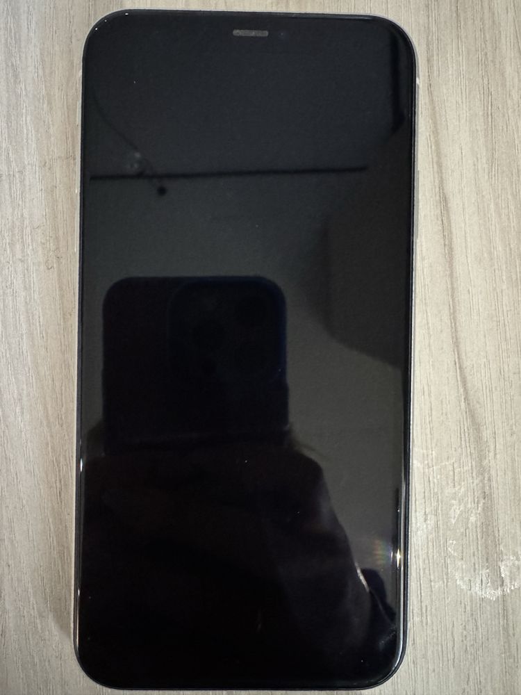 iPhone 11 64. ГБ