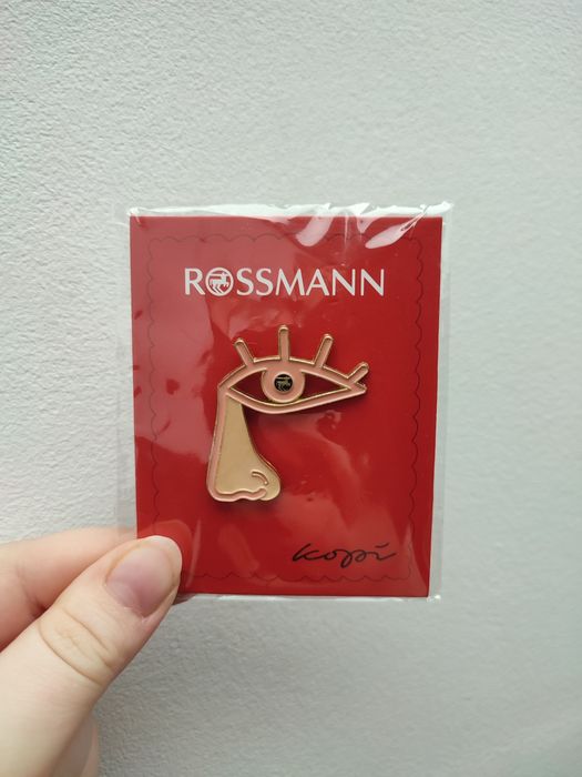 Pin rossmann twarz