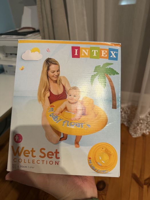 Koło do nauki pływania