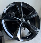 Оригінальні диски Audi Q7 Q8 E-Tron Ауди Ку7 Ку8 Етрон Туарег 19 5х112