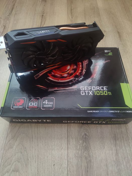 ПК комплектуючі для ігор покоління PS4 та навчання