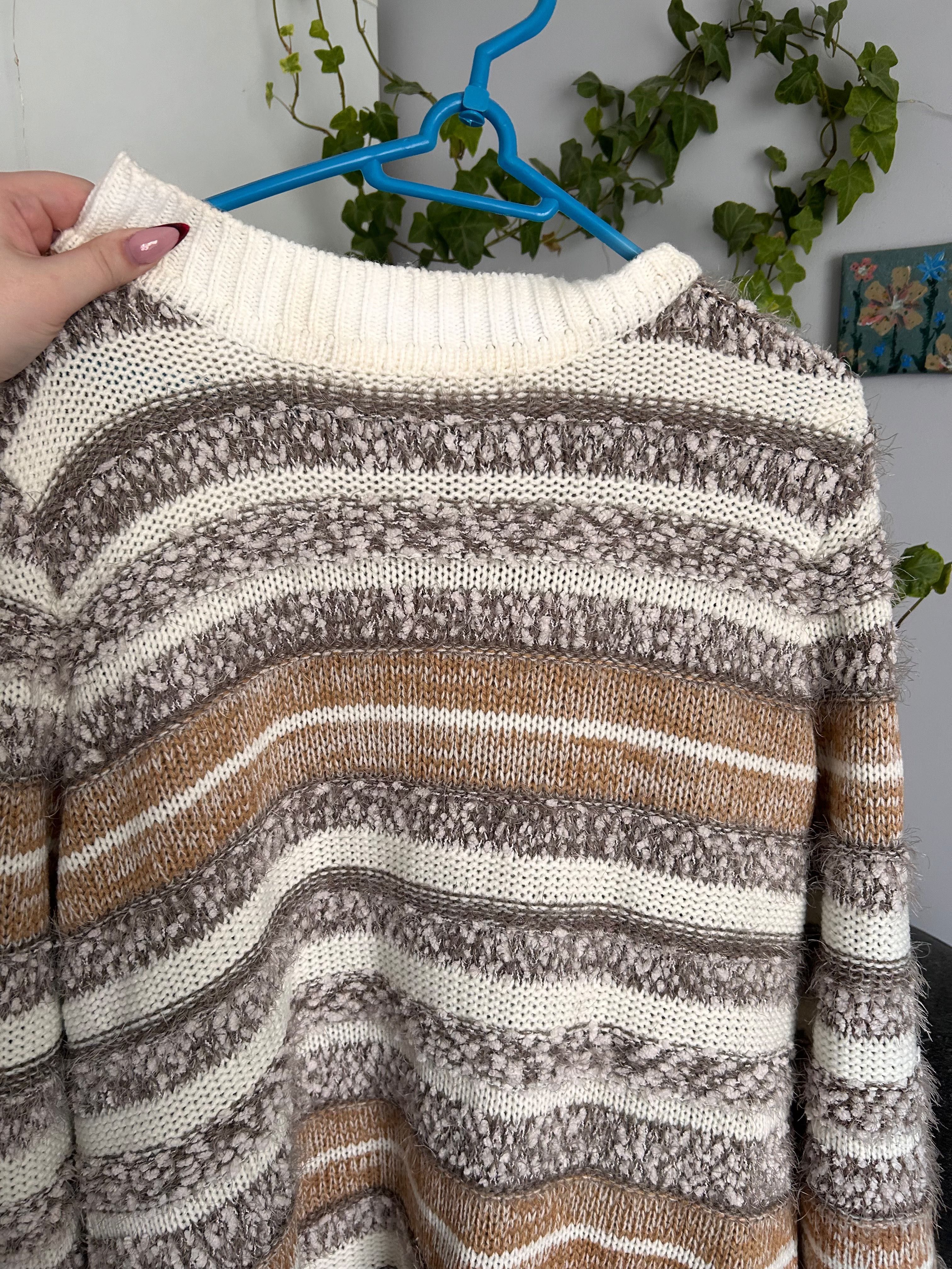 Sweter vintage brązowo biały w paski sweterek na wiosnę
