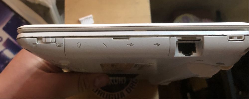 Продам Нетбук Lenovo  S10-3s