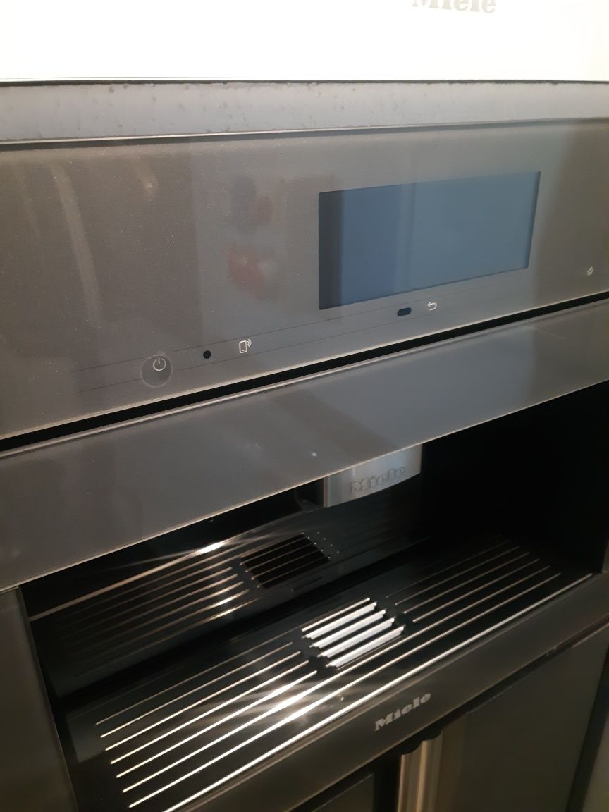 Miele CVA7845 Dark Grey Ekspres do kawy Stała woda Piekarniki