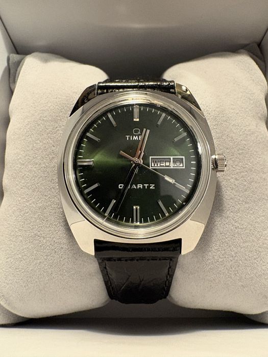 Relógio Q Timex 1978 Day/Date 37.5mm Leather Strap Watch