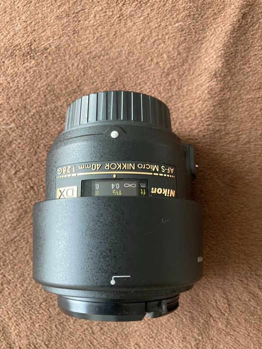 Lente AF-S DX Micro NIKKOR 40mm f/2.8G