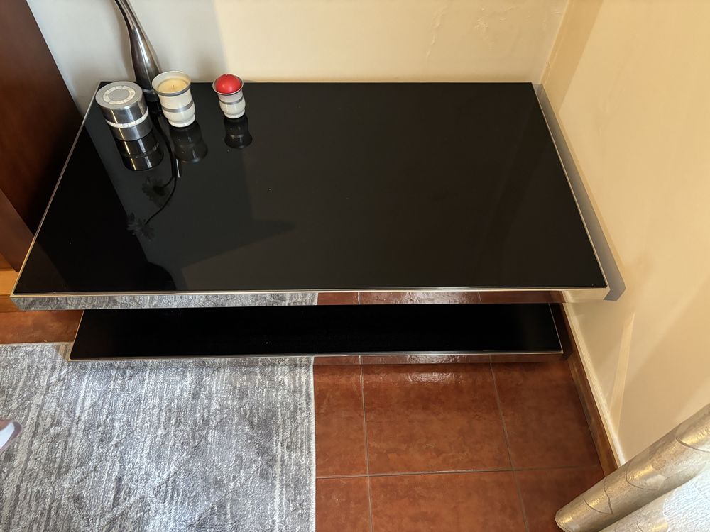NOVO PREÇO!!!      Mesa de centro preta