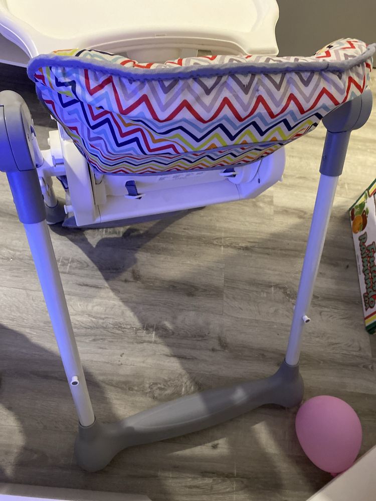 Cadeira de bebe para comer a mesa