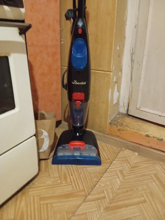 Продам моющий пылесос