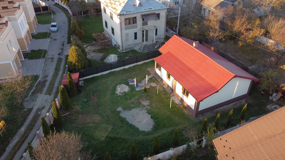 Продається будинок в с. Угорники. Ділянка 6 с. Утеплений. Річка. Місто