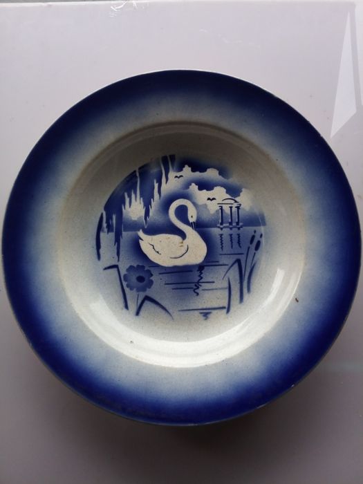 Lindo antigo prato com cisne em faiança Lusitânia 37,5 cm