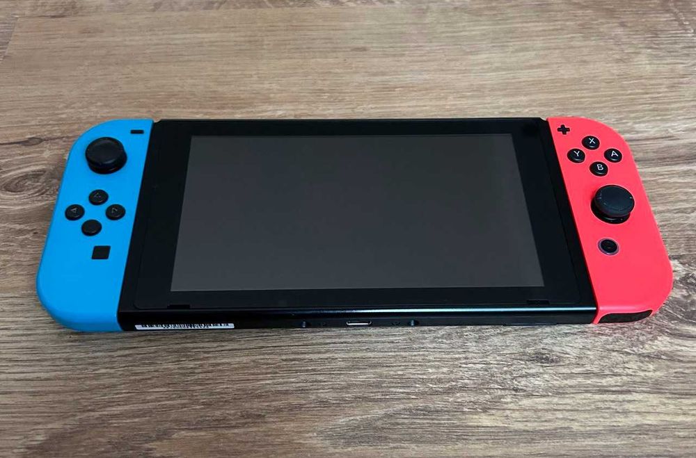 Nintendo switch v2 32 gb
