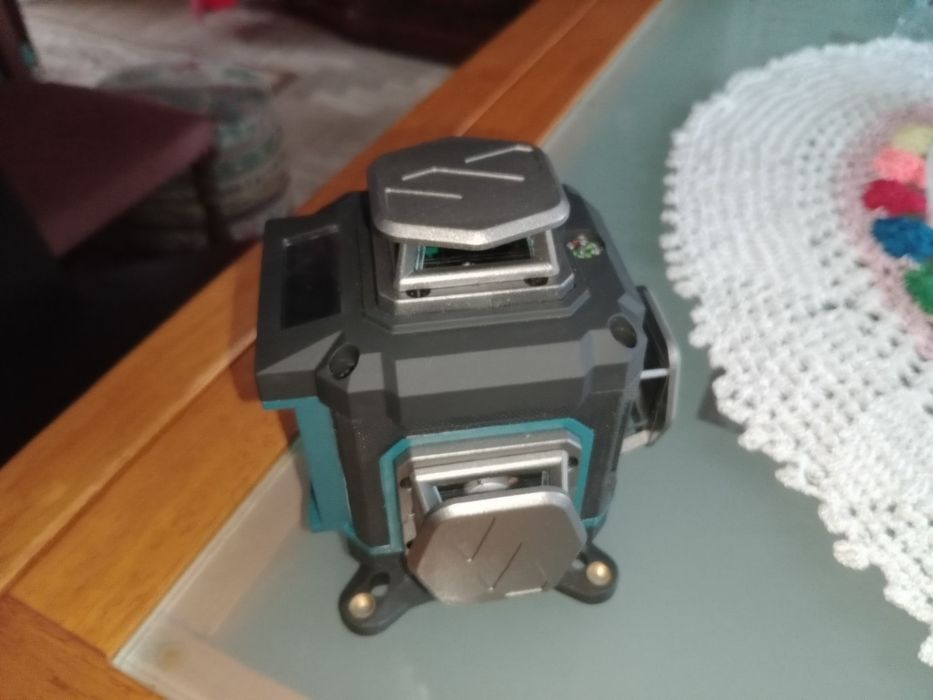 Nível laser ( verde )  360° 4D de 16 linhas