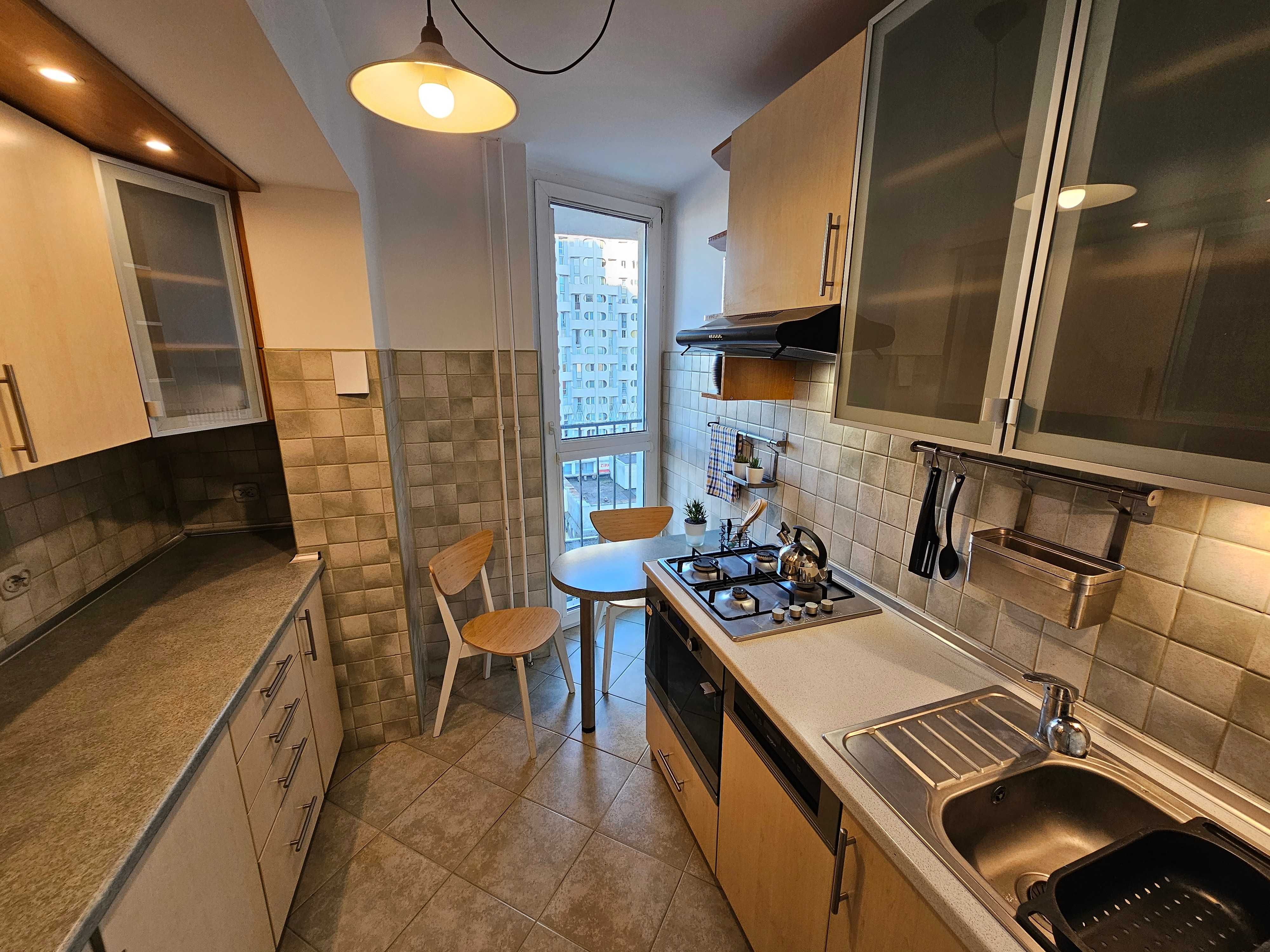 Mieszkanie 3 pokoje 55m2 dla 3-4 osób, pl. Grunwaldzki, 7p. od 1.08