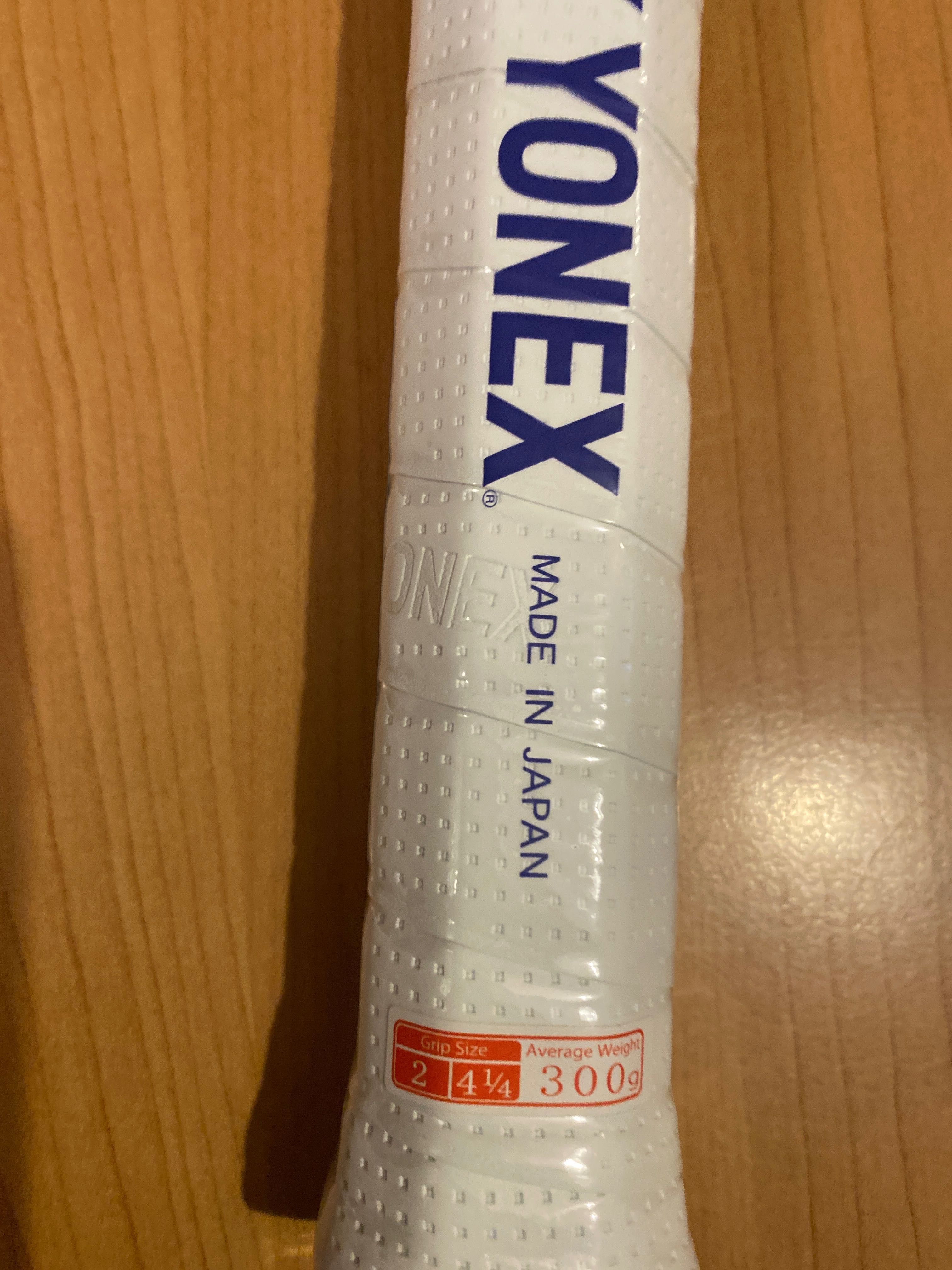 Yonex EZone 100 Blast Blue 300g L2 2025  16x19