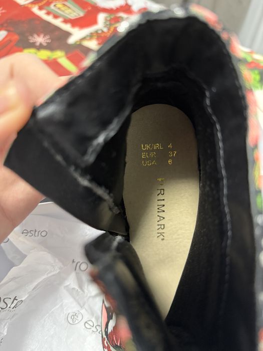 Продам нові ботинки