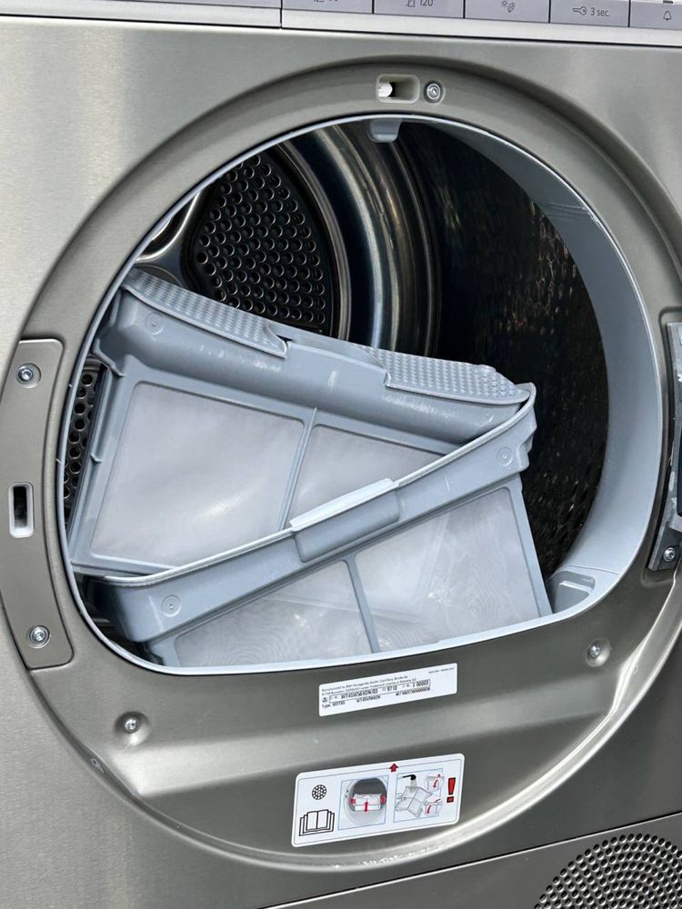 Комплект пральна + сушильна машина Siemens WT45W569DN та WM14W5S9DN