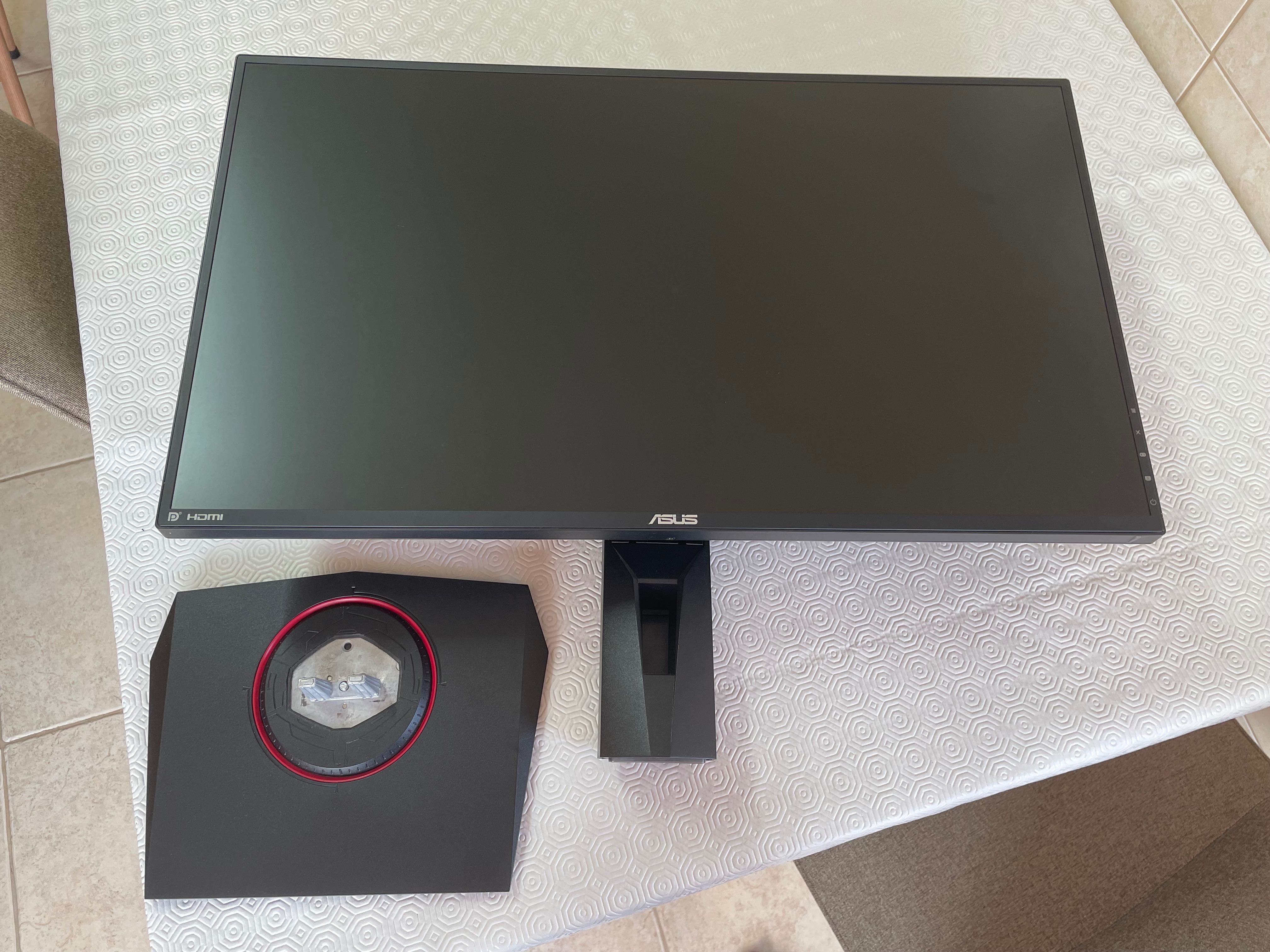 Monitor Gaming ASUS VG278Q (27'', 1 ms, 144 Hz, G-Sync e  FreeSync)