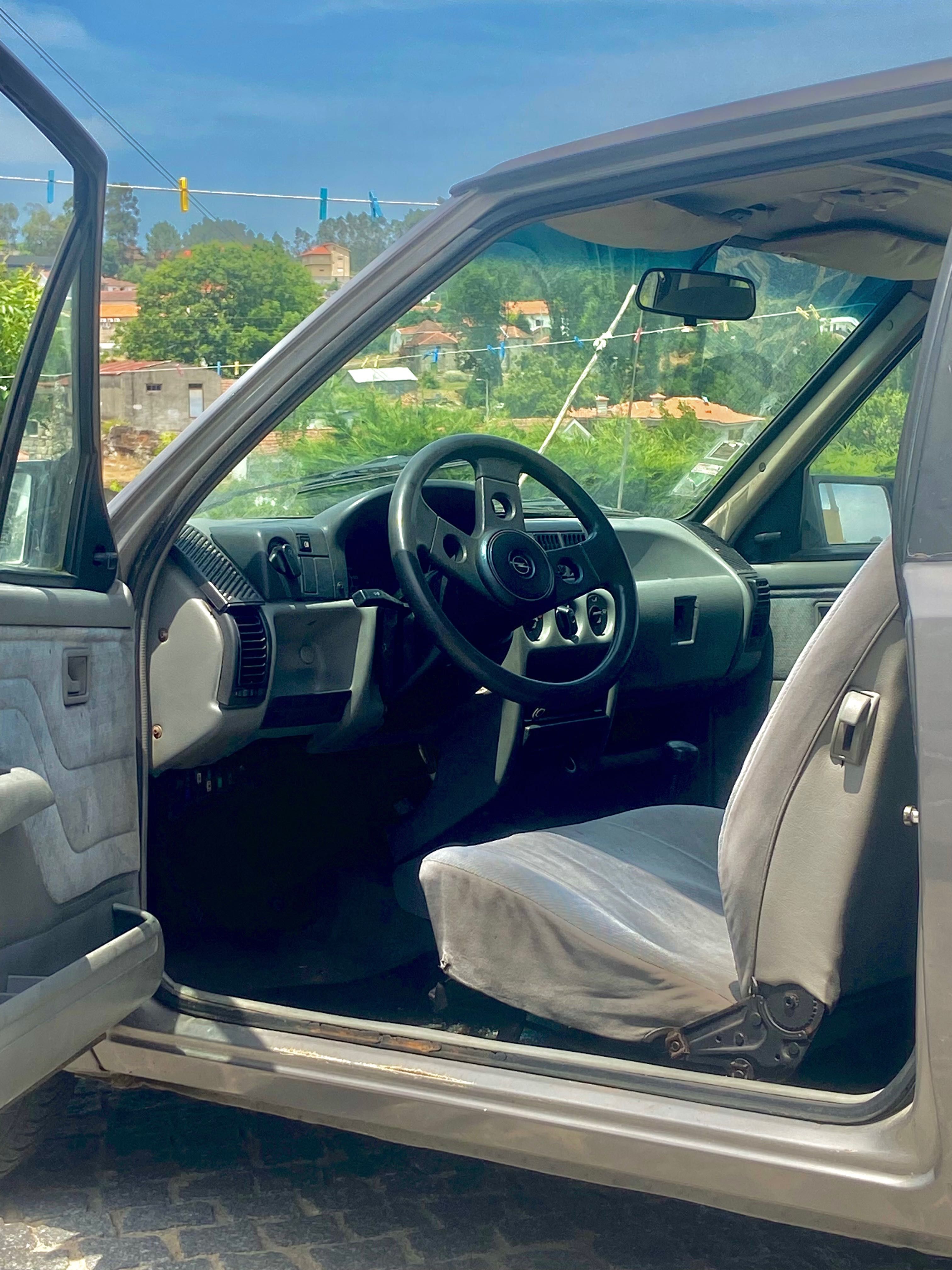 Corsa A 1.5td 2 portas