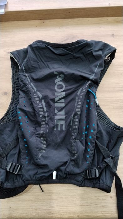 Sprzedam plecak biegowy Aonijie