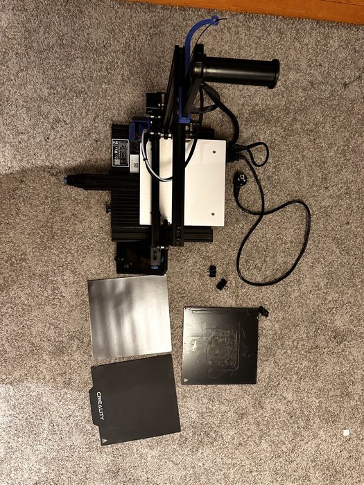 Drukarka 3D Creality Ender 3V 2  + gratisy