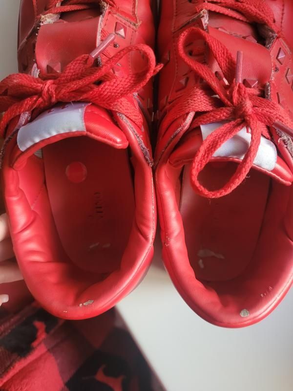 Срочно! Кроссовки кожа valentino 38 размер