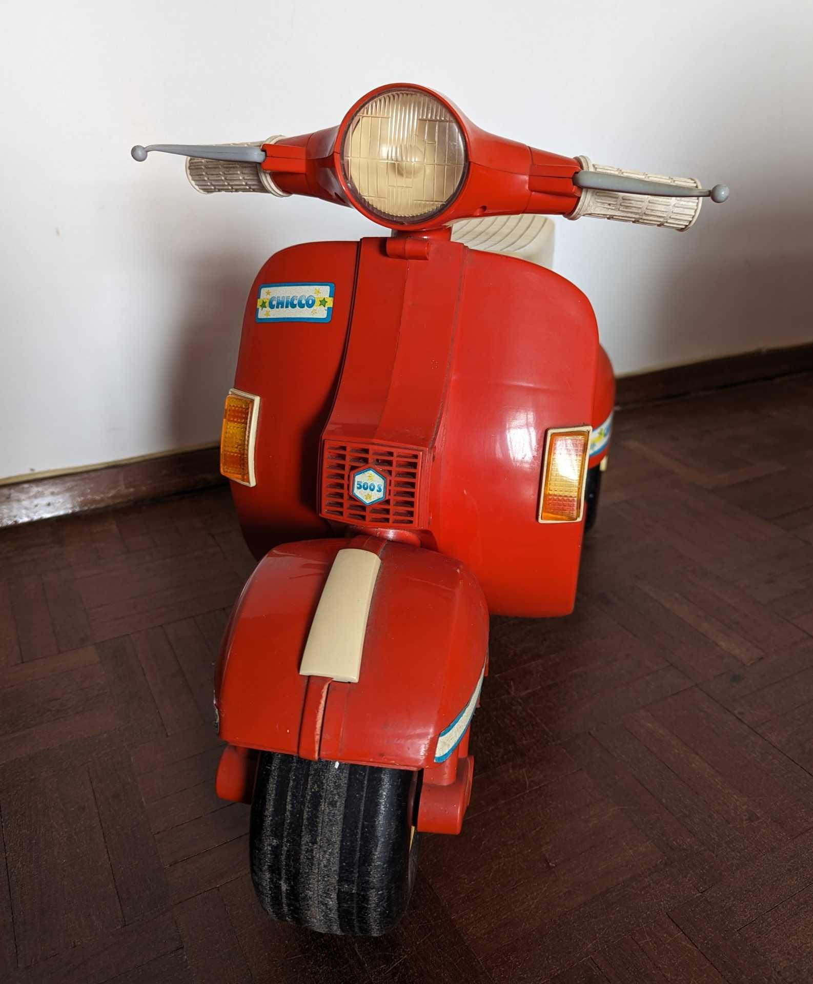 Brinquedo Mota Chicco Vespa 500 S