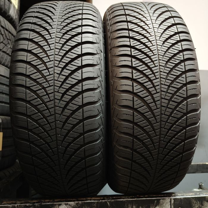 205/55/16 XL Sprzedam parę opon całorocznych Goodyear