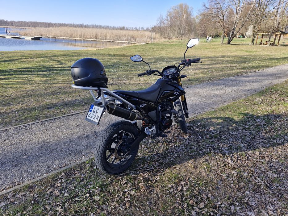 Motor/Supermoto/enduro 250/125  Zipp tracker