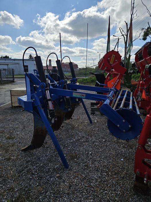 Głębosz ROLMAKO U602 3 zęby hydro hydrauliczne zabezpieczenie