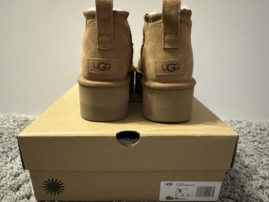 Уггі угги уги UGG Classic Ultra Mini Platform Chestnut.
