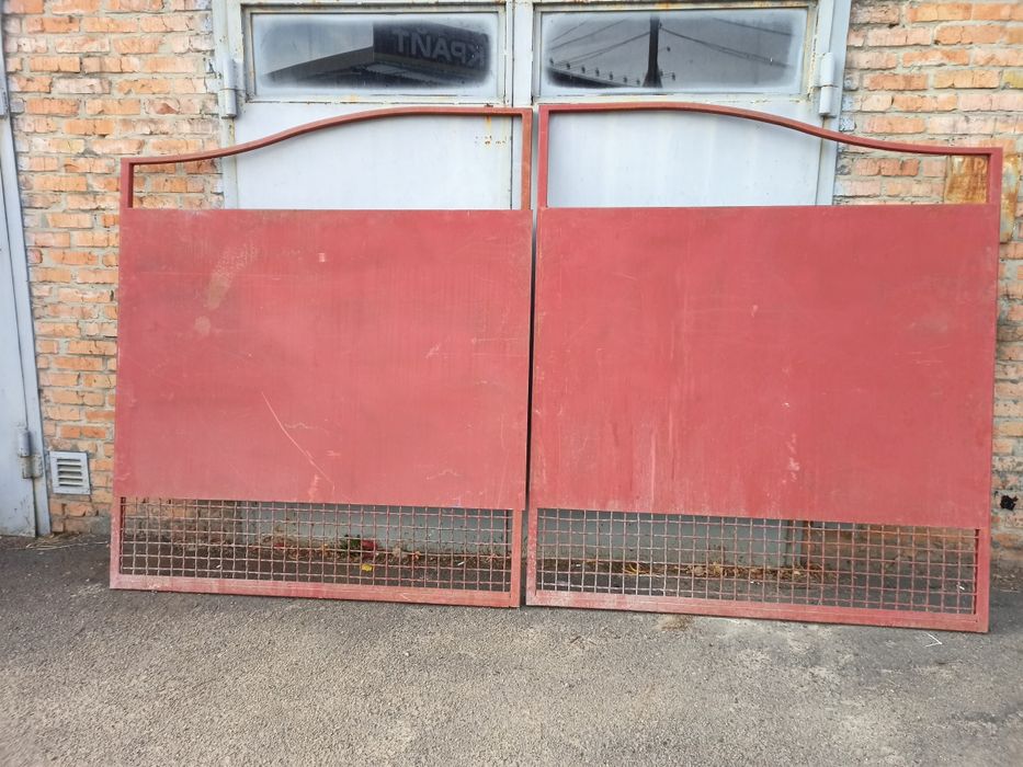 Ворота металеві нові 210*180