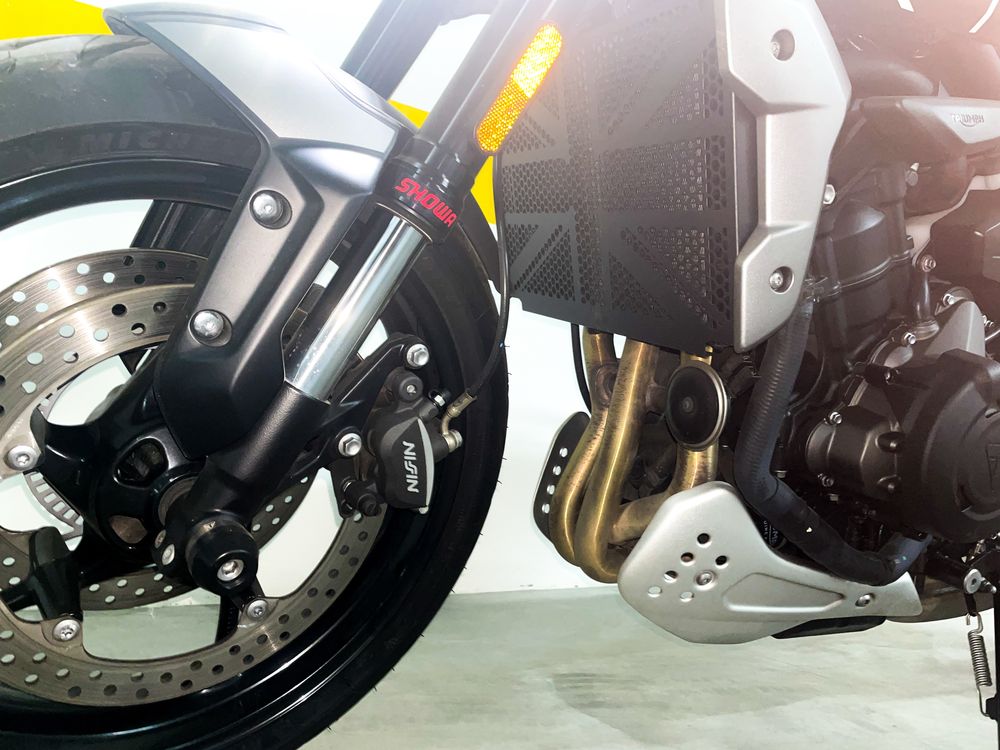 Triumph Trident 660 - FULL EXTRAS