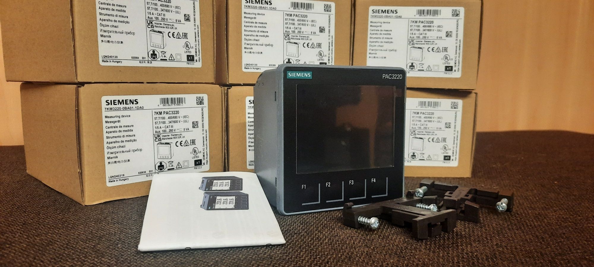 Analizator parametrów sieci PAC3220