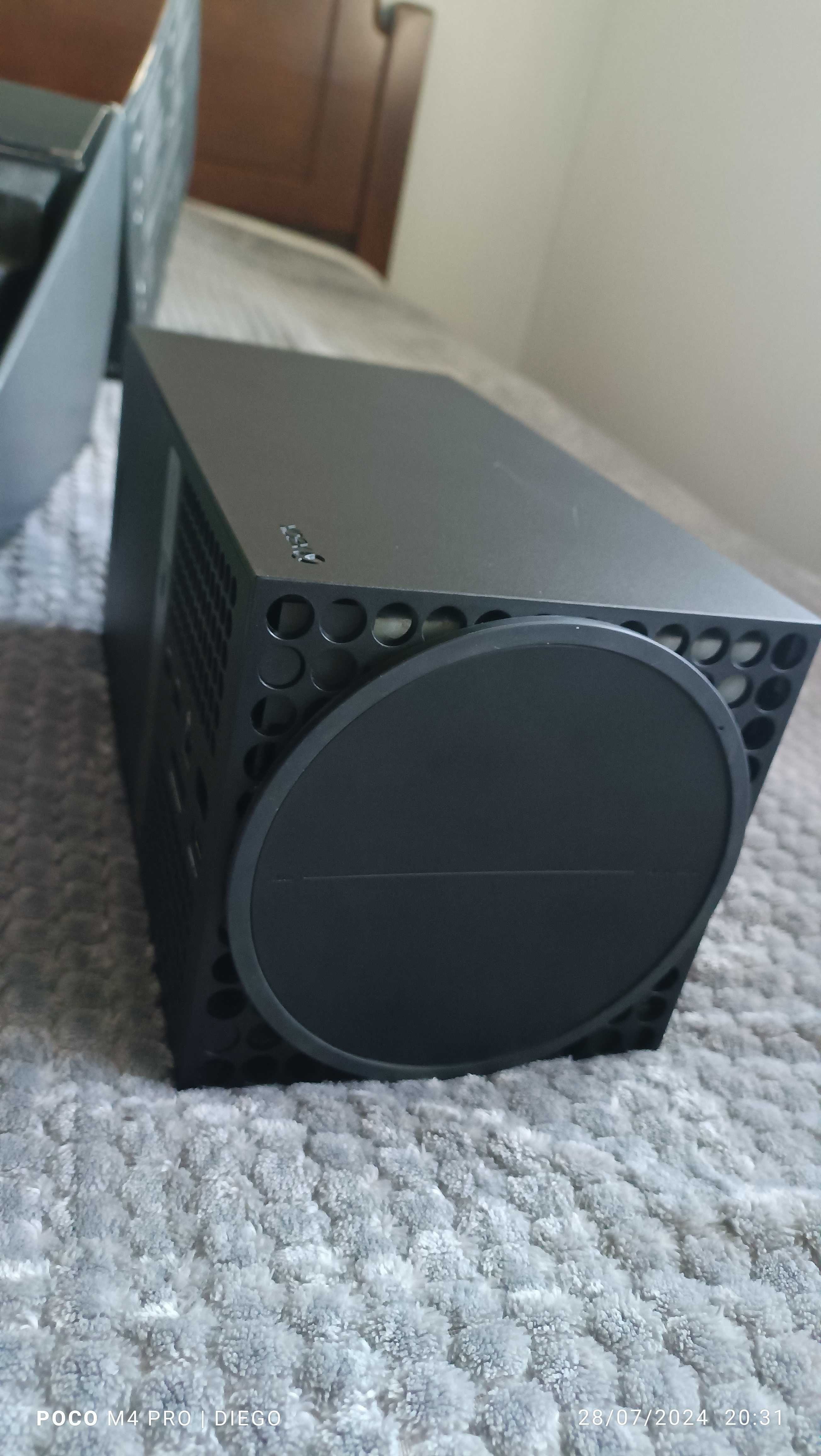 Xbox Series X 1 tb, em caixa
