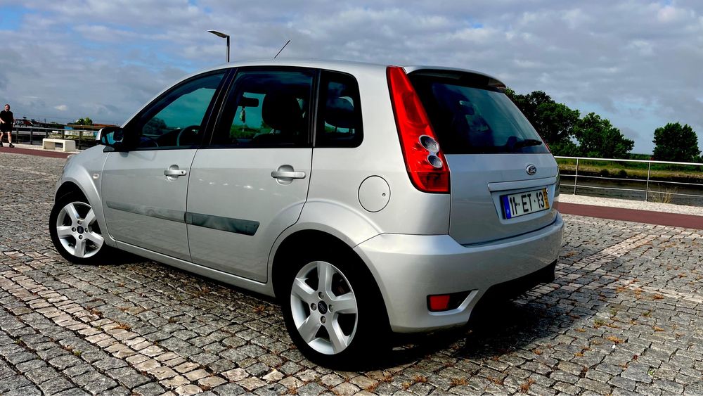 Ford Fiesta 1250 ST Line